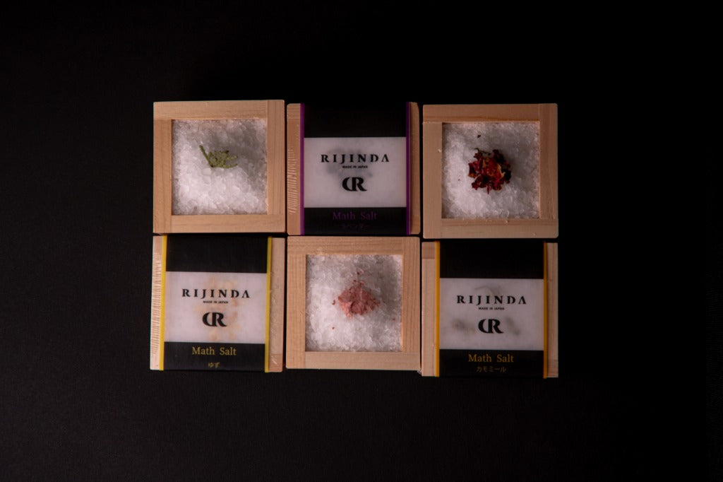 RIJINDA Bus goods Bath salt Japanese cypress sea salt (from Australia), fragrance, cypress leaves JAPAN
