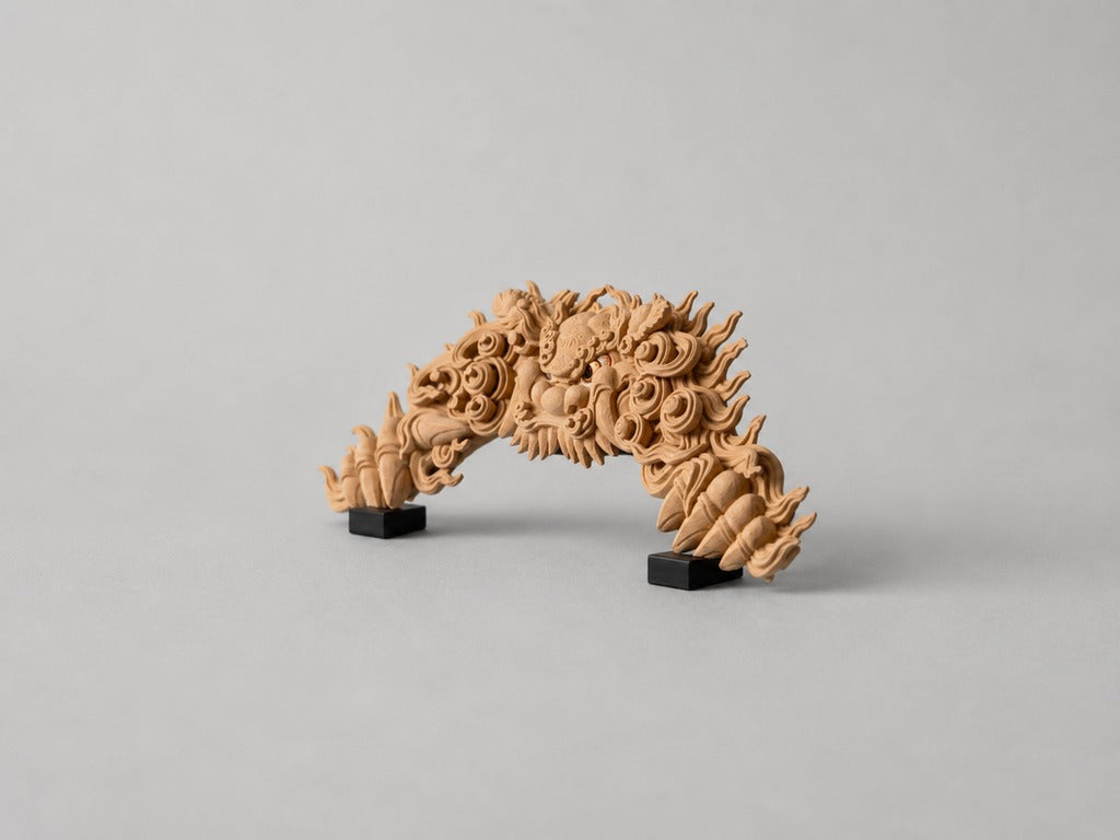 RIJINDA interior Traditional sculpture: Lion bite Wood Filament JAPAN