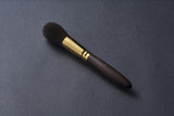 GRAND Powder Brush (Round) Makeup brush Makeup brush Gray squirrel, ebony, brass hardware (24K plating) JAPAN