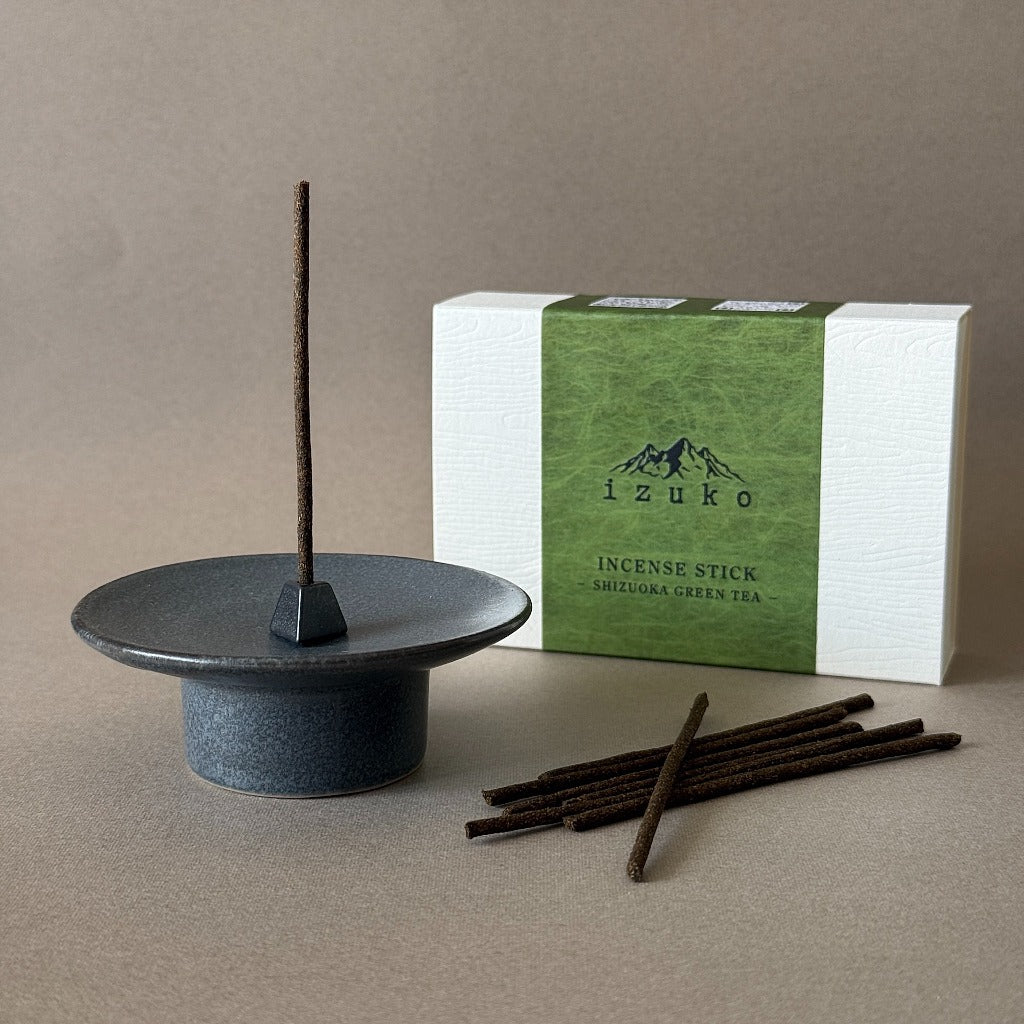izuko Incense Incense Cedar, Japanese tea, Machilus thunbergii Unisex JAPAN
